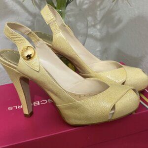 Women vanilla heel shoes size 8B